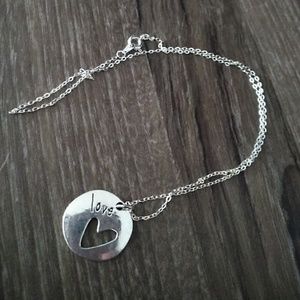 🎆2 for $15🎆 Silver Heart charm necklace